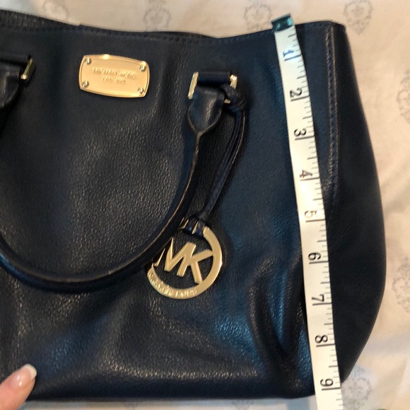 Michael Kors handbag - Picture 2 of 8